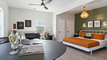 1 bedroom, WiFi, bed sheets