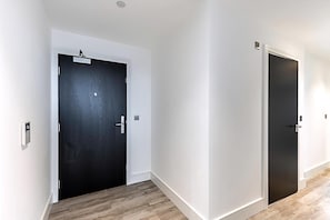 Exterior - Modern Sky-High Flat In North Acton (London)