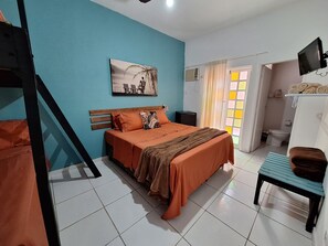 1 dormitori i roba de llit 