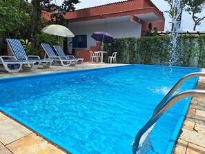 Piscina a l'aire lliure 