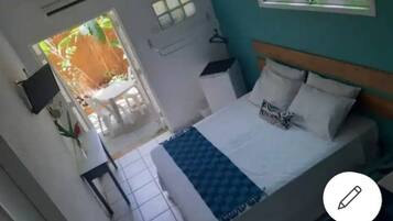 Standard Quadruple Room | 1 bedroom, bed sheets