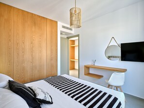 1 bedroom, in-room safe, iron/ironing board, travel cot - Paros Gem - Amethyst Apartment with balcony (Naousa)