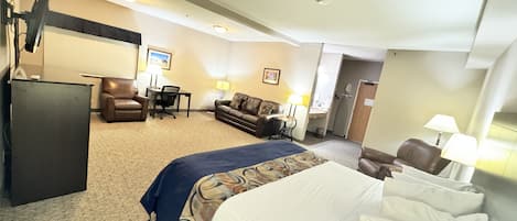 Suite King With 2 Recliner With Couch & Tub Shower | Pillowtop beds, desk, iron/ironing board, rollaway beds (surcharge)