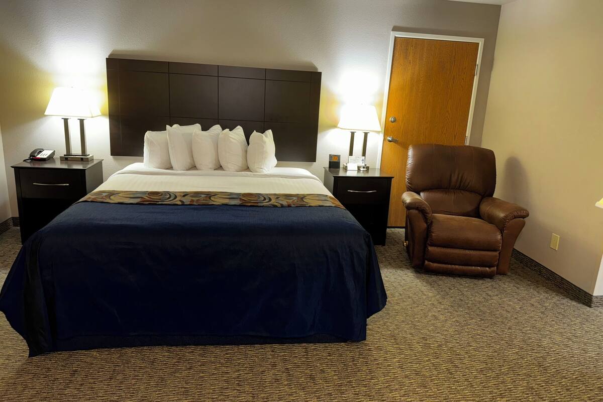 Pillow-top beds, desk, iron/ironing board, rollaway beds