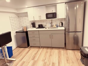 Fridge, microwave, coffee/tea maker, electric kettle