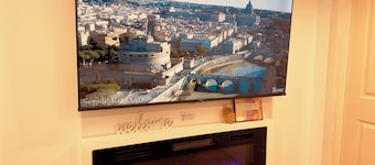 
Pvt Studio near Fairway Mall & Waterloo Airport. Downtown in few minutes