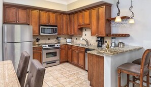 Private kitchen - Vino Bello Resort Two Bedroom dec 21 - 26 2023 (Napa)