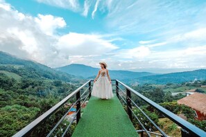 Front of property - MonLomNao Homestay (Mae Rim)