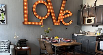 Cozy LOVE Home in Hip Williamsburg Brooklyn!