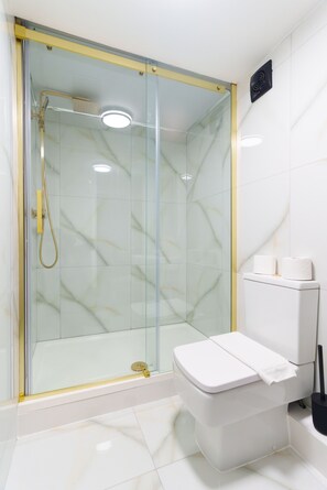 Superior-Apartment, mit Bad (1 Bed Apartment Sleeps 4) | Badezimmer
