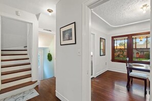 Interior - Cool Uptown Village Stay (Vancouver)