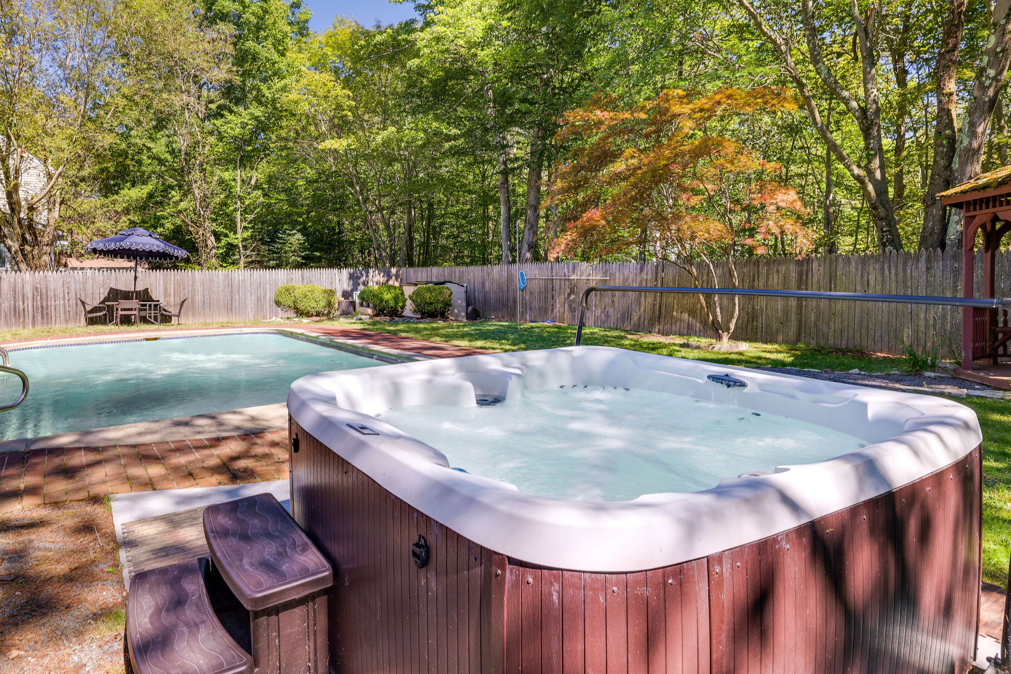 Poconos Home Near Lake w/ Hot Tub: Private Pool