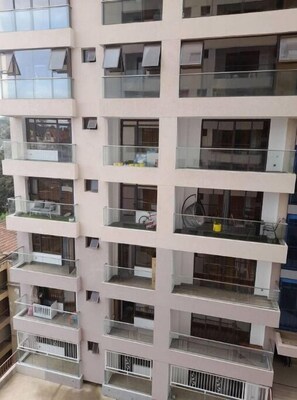 Exterior - Cozy Gardens 3 Bedroom with pool (Nairobi)