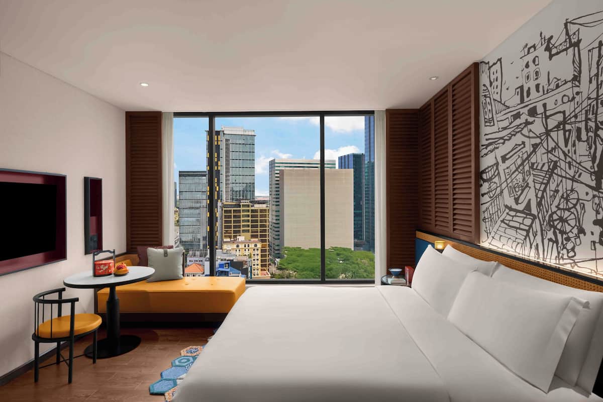 Chambre Standard, 1 trĂšs grand lit (Ba Son Bridge View) | Vue de la chambre