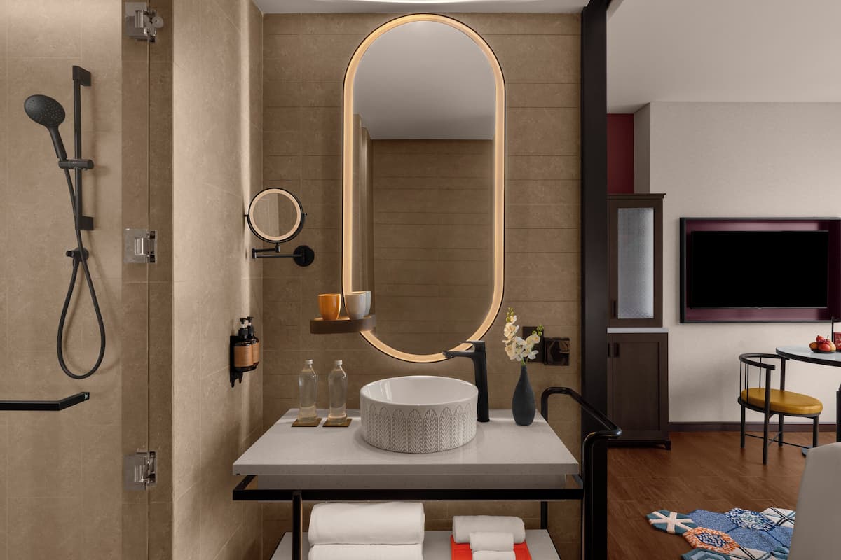 헤어드라이어, 목욕가운, 슬리퍼, 비데