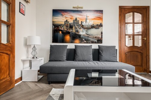 Willow House by Our Home Short Stays