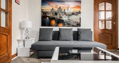 Willow House by Our Home Short Stays