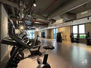 Gym - Stunning Beach View Apt. with Balcony Jumeirah La Mer (Dubai)