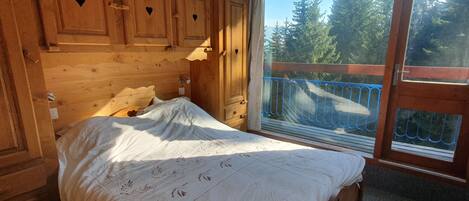 4 Schlafzimmer, Bügeleisen/Bügelbrett, Reisekinderbett, kostenloses WLAN