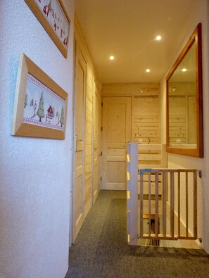 Sauna - ARC 1800: 4-bedroom apartment, chalet style, ski-in/ski-out, Mont Blanc view (Bourg-Saint-Maurice)