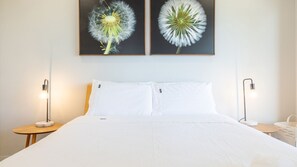 2 habitaciones, tabla de planchar con plancha y wifi gratis 