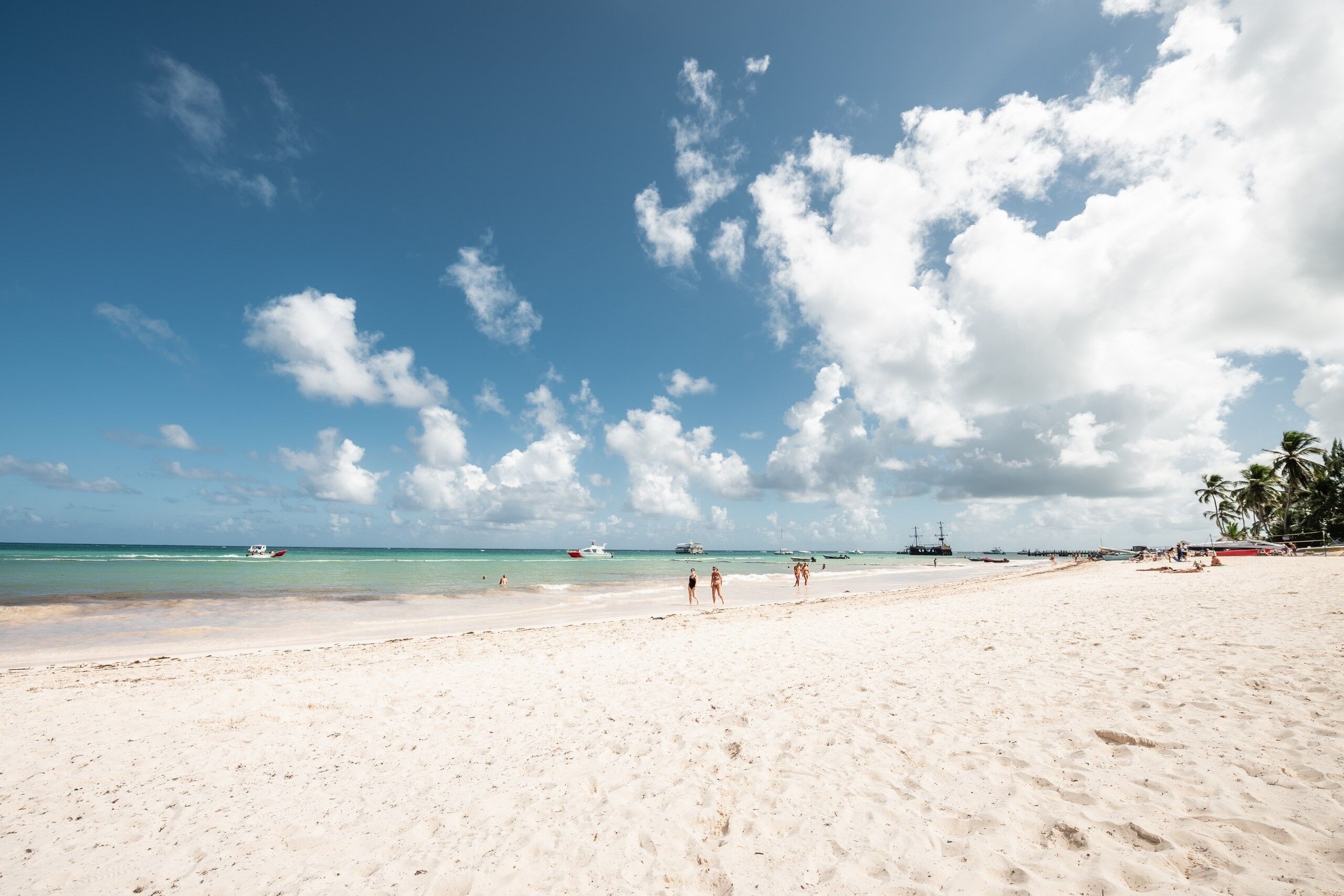 På stranden og strandhåndklær