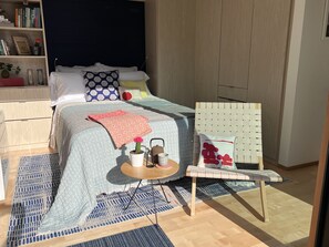 1 bedroom, desk, free WiFi, bed sheets