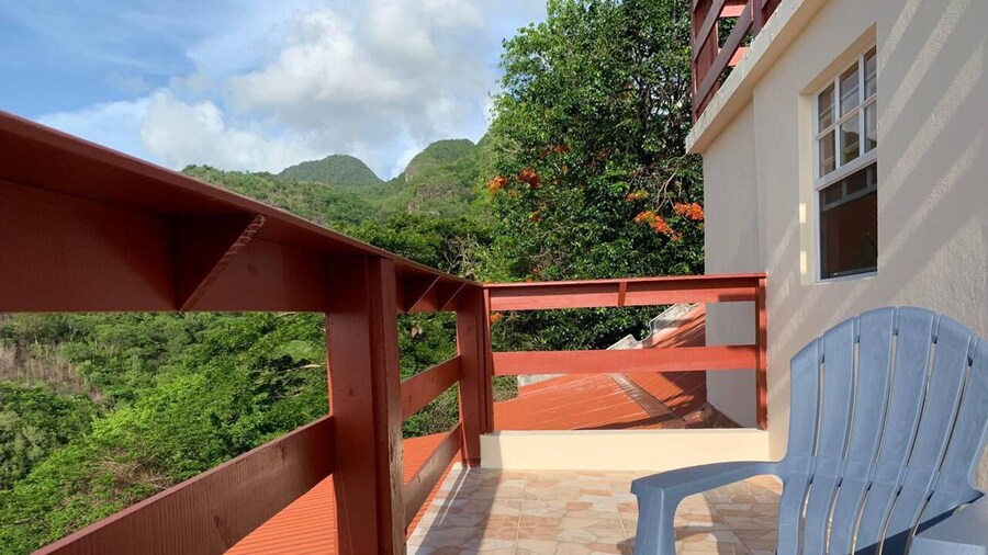 Story Villa, 2 Bedrooms With Mountain & Ocean View