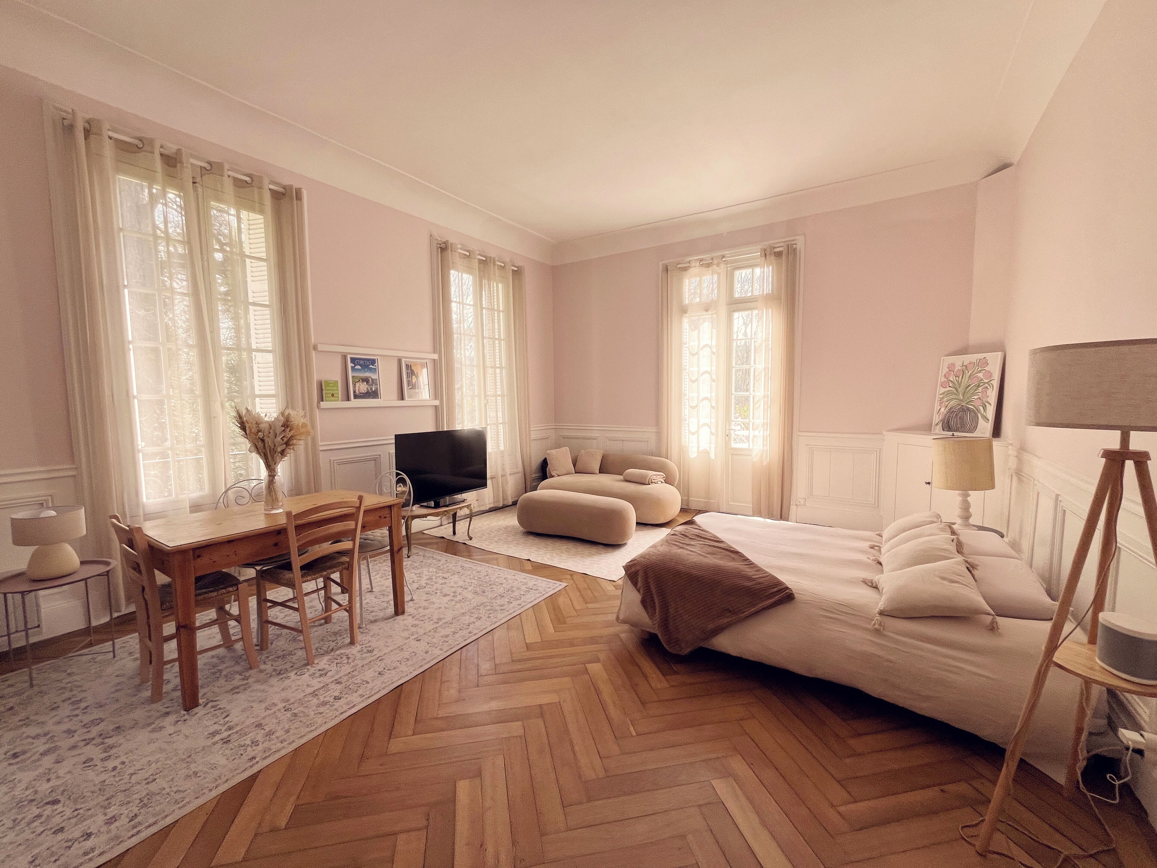 1 bedroom, iron/ironing board, travel crib, WiFi