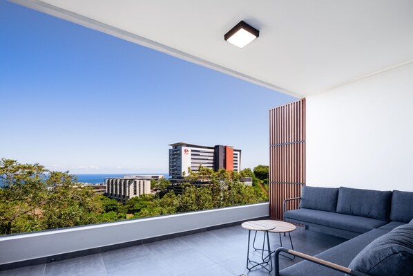 Property grounds - Umhlanga Ridge l Pool l Aircon (Umhlanga)