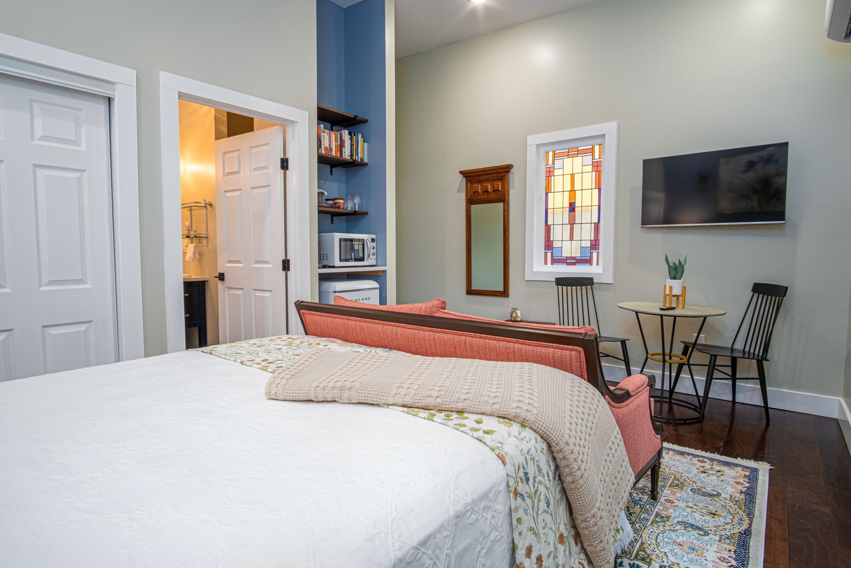 Studio (1 Bedroom) | 1 bedroom, iron/ironing board, bed sheets
