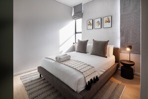2 bedrooms, iron/ironing board, Internet, bed sheets - Tyne Penthouse l 180 Degree Ocean Views l Inverter (Umhlanga)