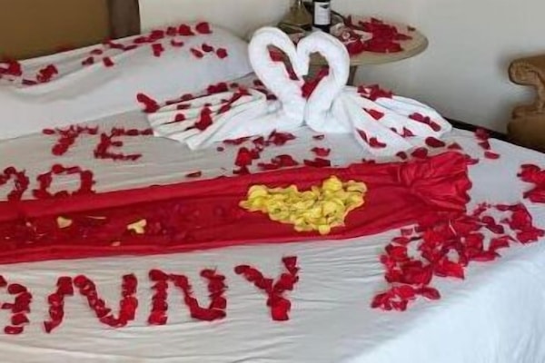 Blackout curtains, iron/ironing board, free WiFi