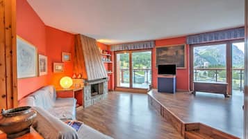 TV a schermo piatto 21 pollici con canali via cavo