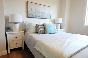 3 bedrooms, iron/ironing board, travel crib, free WiFi