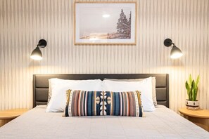 2 bedrooms, desk, iron/ironing board, free WiFi