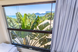 Hibisco Quadruplo | View from room - Eco Baepi Residence (Ilhabela)