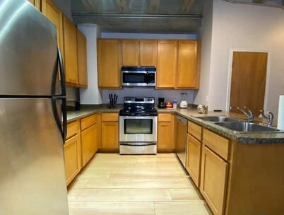 Crown Family Suite Pool/Breakfast/Parking