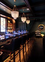 4 bars/lounges, poolside bar