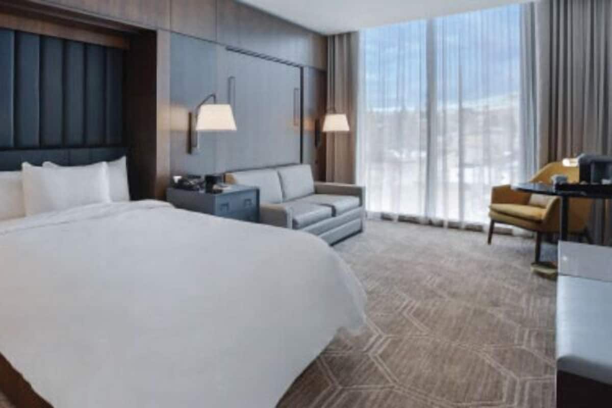 Exclusive Double Room | 1 bedroom, premium bedding, minibar, in-room safe