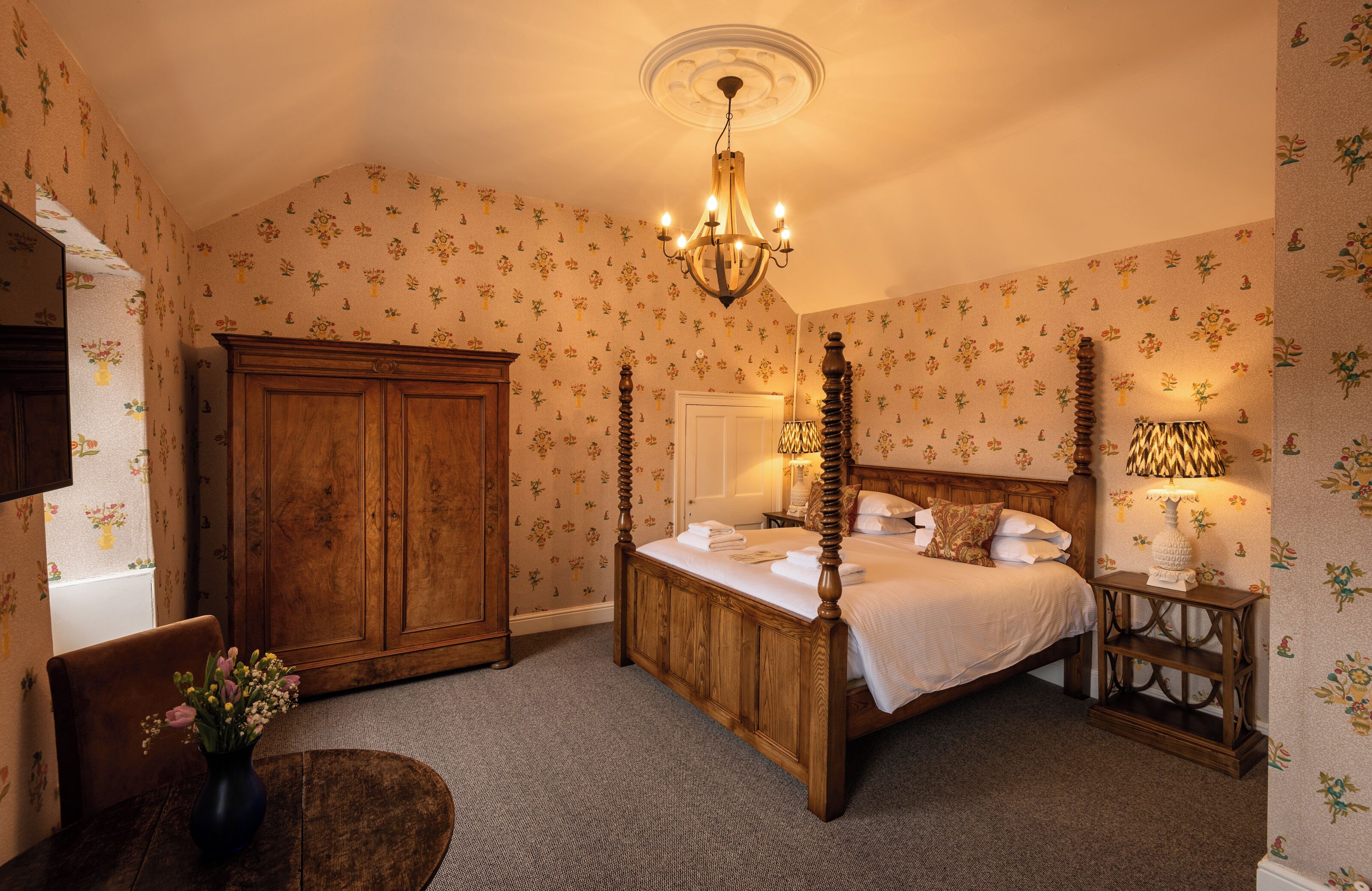 Literie hypoallergénique, Wi-Fi gratuit, draps fournis