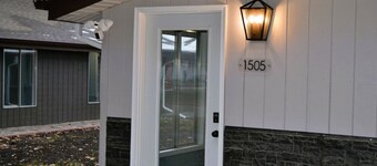 Studio 7 : charming Studio Apartment by Riverside Park in Grand Forks, ND