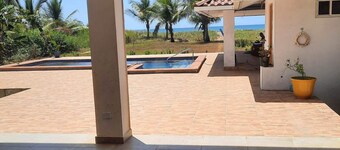 Oceanfront Luxury Retreat: 2 Bed, 3 Bath Apartment w/Pool – Your Getaway Awaits!