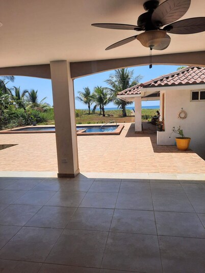Oceanfront Luxury Retreat: 2 Bed, 3 Bath Apartment w/Pool – Your Getaway Awaits!