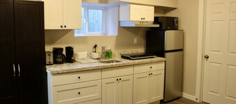 Judkins Retreat (Close to Downtown)