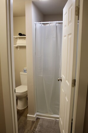 Design-Doppelzimmer, 1 Queen-Bett | Badezimmer