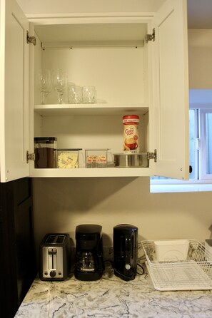 Kühlschrank, Mikrowelle