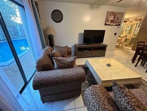 Smart TV - Beautiful Family home (North Lauderdale)