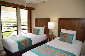 In-room safe, iron/ironing board, free WiFi - Sea Village (Kailua-Kona)