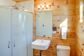 Towels - Windham Home Near Mountain Biking & Hiking Trails! (Windham)